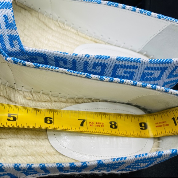 Authentic Women’s Monogram Jacquard Loafer Espadrilles SIZE 7 NWB - Picture 6 of 7
